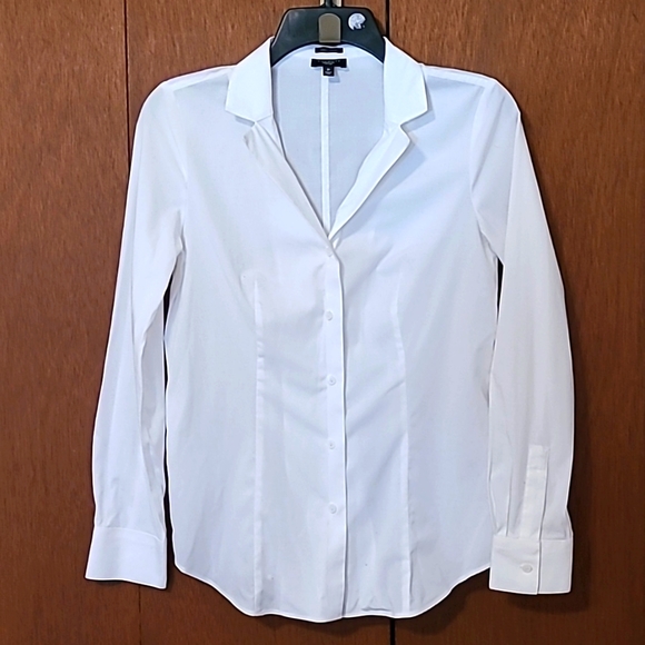 Talbots white fitted button front long sleeve blouse 2 - Picture 1 of 6